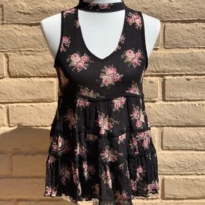 American Eagle sleeveless top.